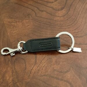 Vintage Coach Unisex Black and Silver Key Holder